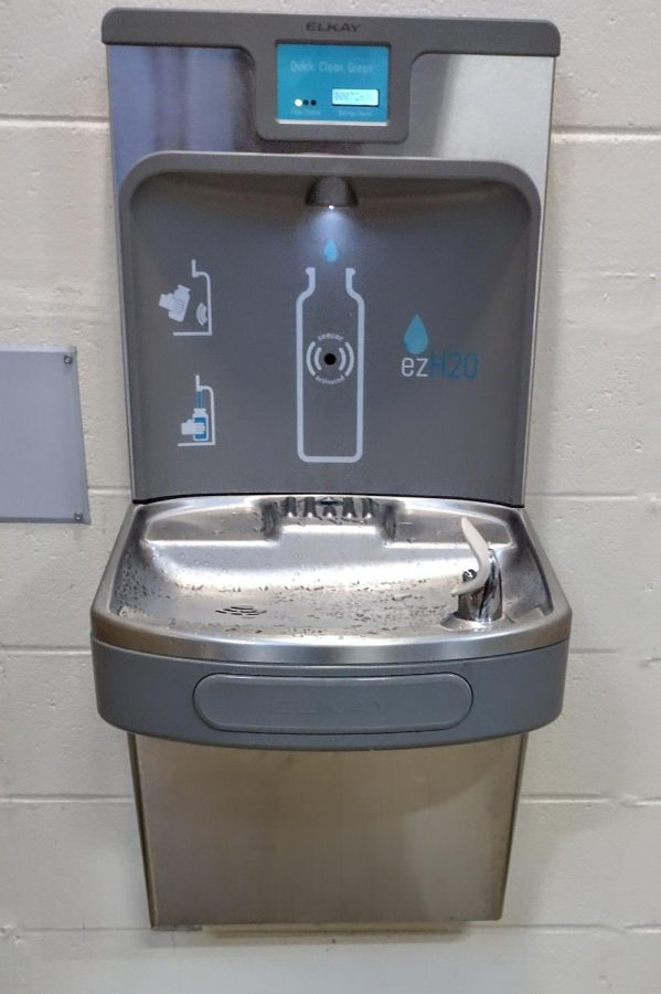 One of the water fountains installed in the school that encourages students to refill their water bottles and reduce single-use plastics.