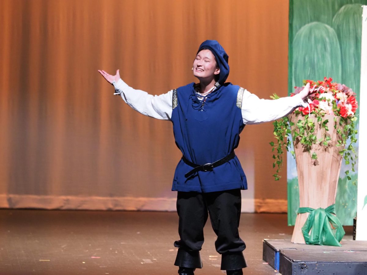 Senior Shelly Purser takes the stage as Viola in Shakespeare's "Twelfth Night."
